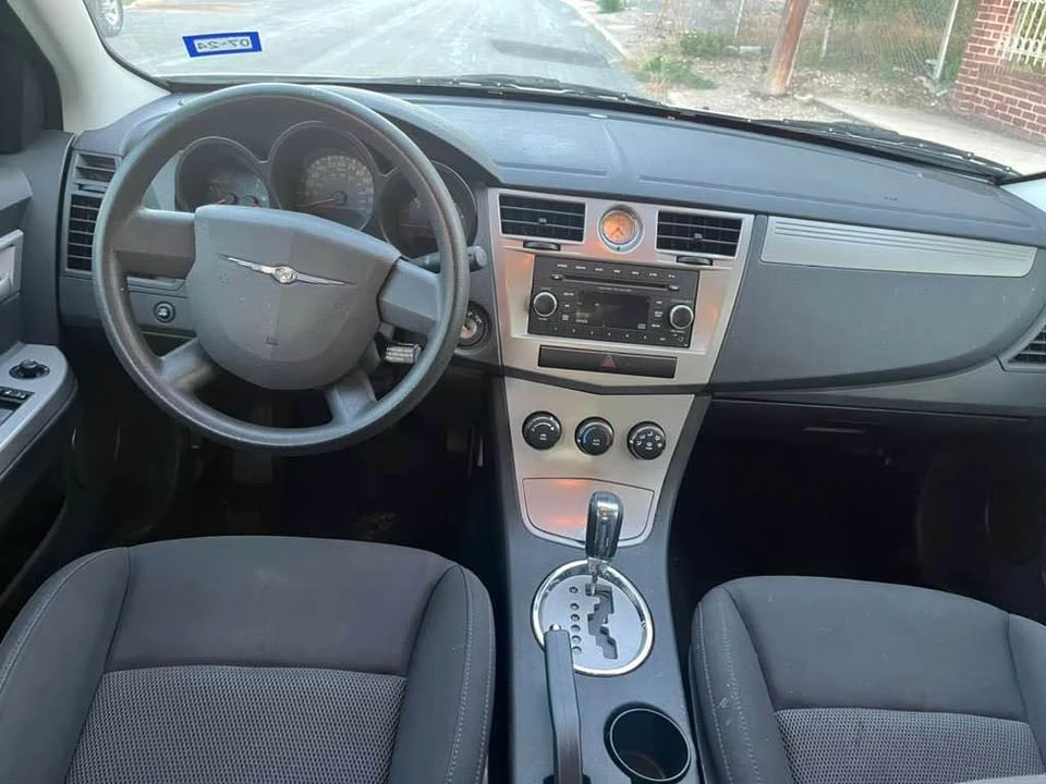 2011 Chrysler 200 - Image 15 of 16