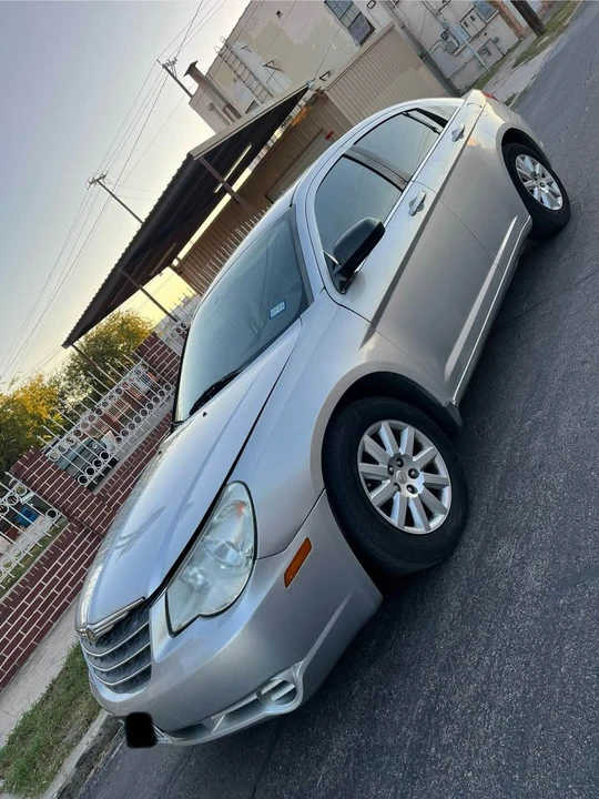 2011 Chrysler 200 - Image 8 of 16