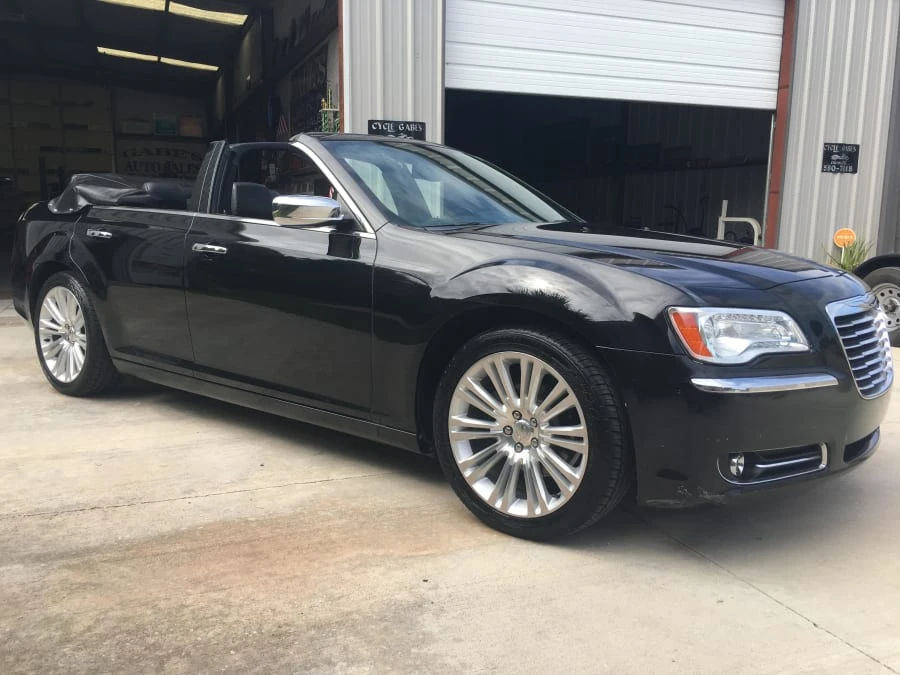 2011 Chrysler 300 (2005-2023) - Image 11 of 15