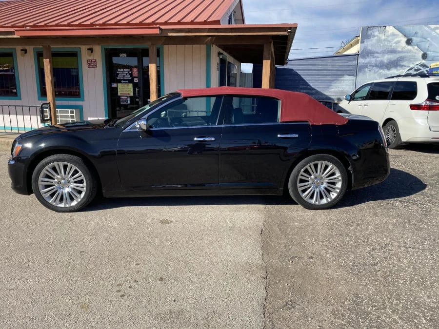 2011 Chrysler 300 (2005-2023) - Image 14 of 15