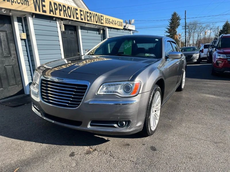 2011 Chrysler 300 (2005-2023) - Image 2 of 12