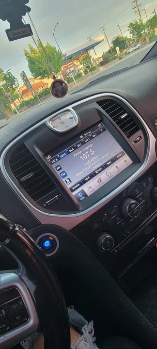 2011 Chrysler 300 (2005-2023) - Image 11 of 11