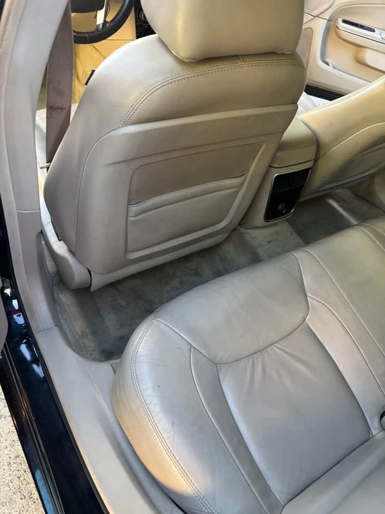 2011 Chrysler 300 (2005-2023) - Image 15 of 20