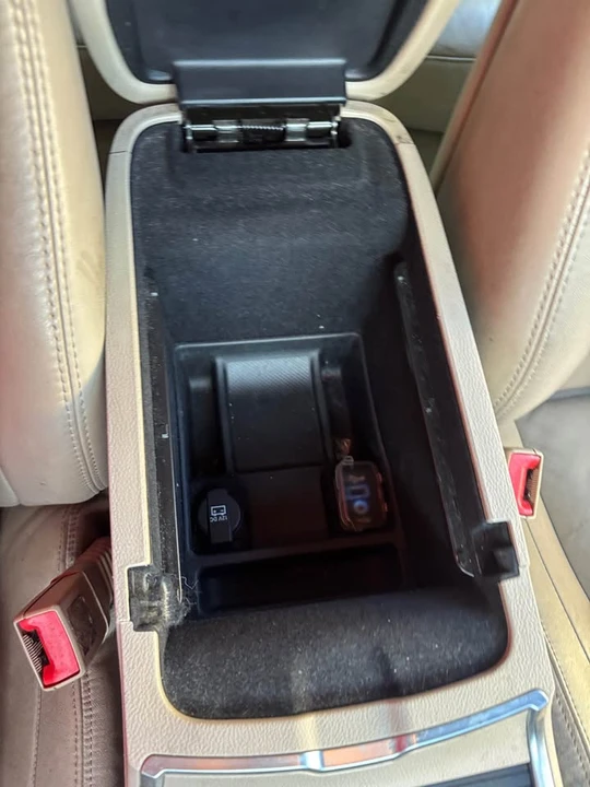 2011 Chrysler 300 (2005-2023) - Image 18 of 20