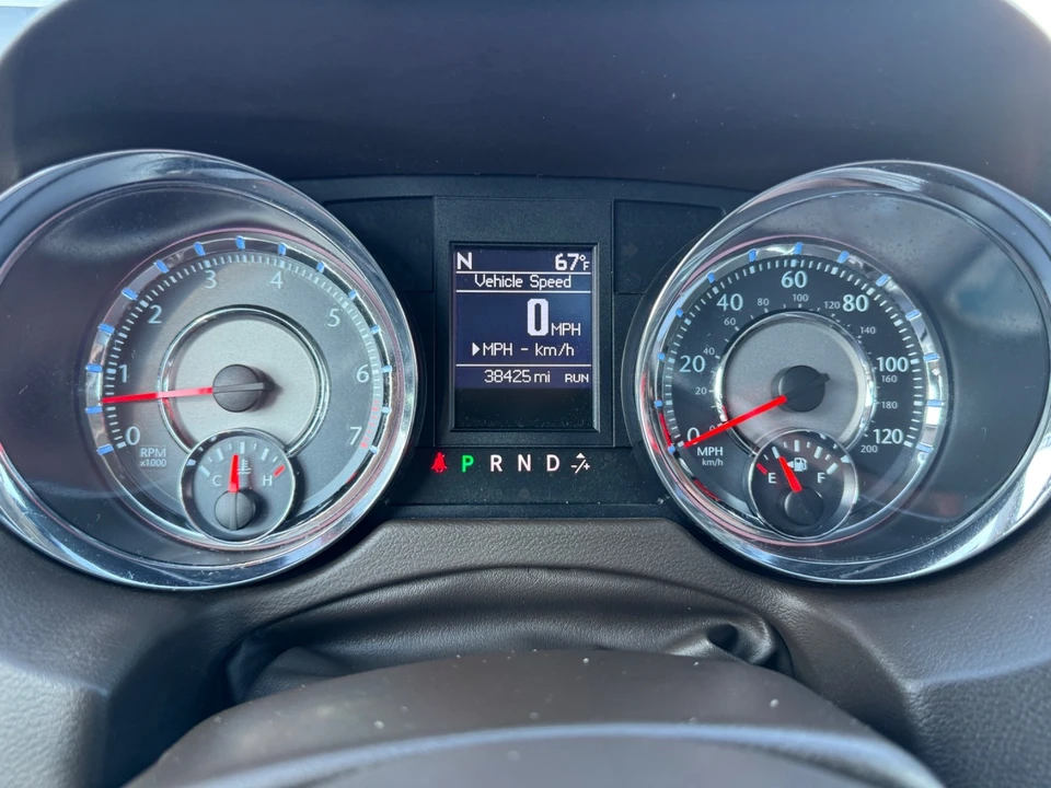 2011 Chrysler Town & Country - Image 13 of 21