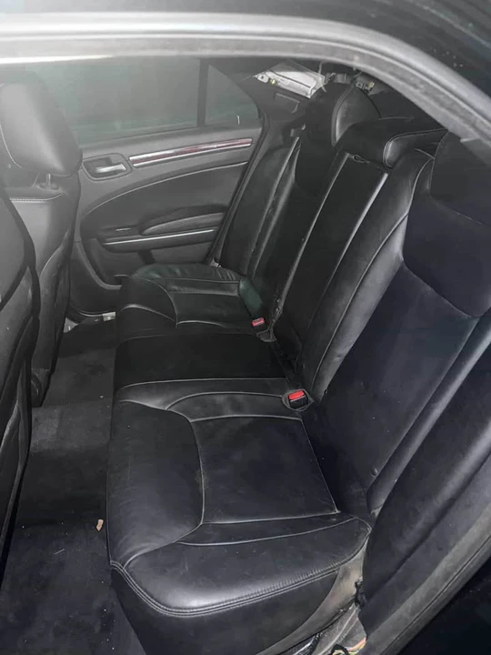 2011 Chrysler - Image 3 of 6