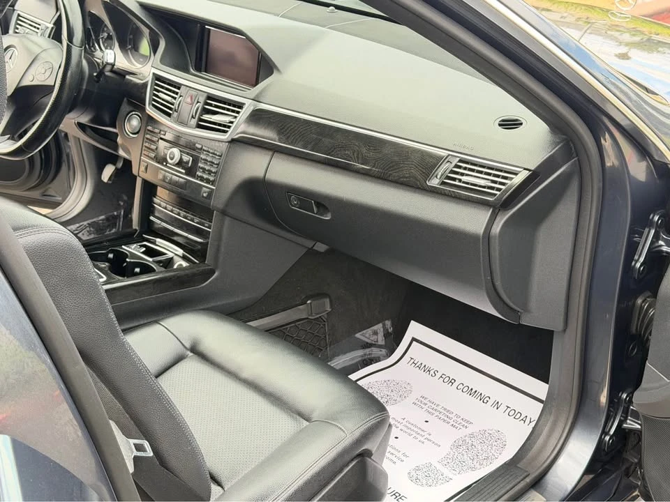 2011 Mercedes-Benz W212 E-Class - Image 16 of 20