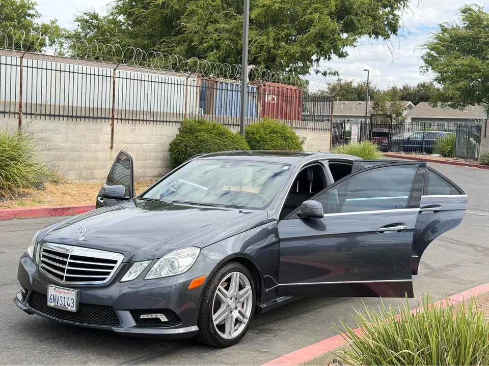2011 Mercedes-Benz W212 E-Class - Image 7 of 20