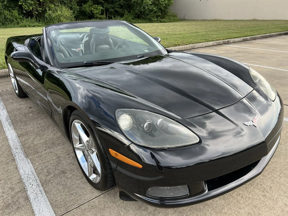2011 Chevrolet Corvette C6 - Image 2 of 24