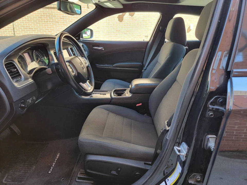 2011 Dodge Charger 7th Gen - Image 7 of 10
