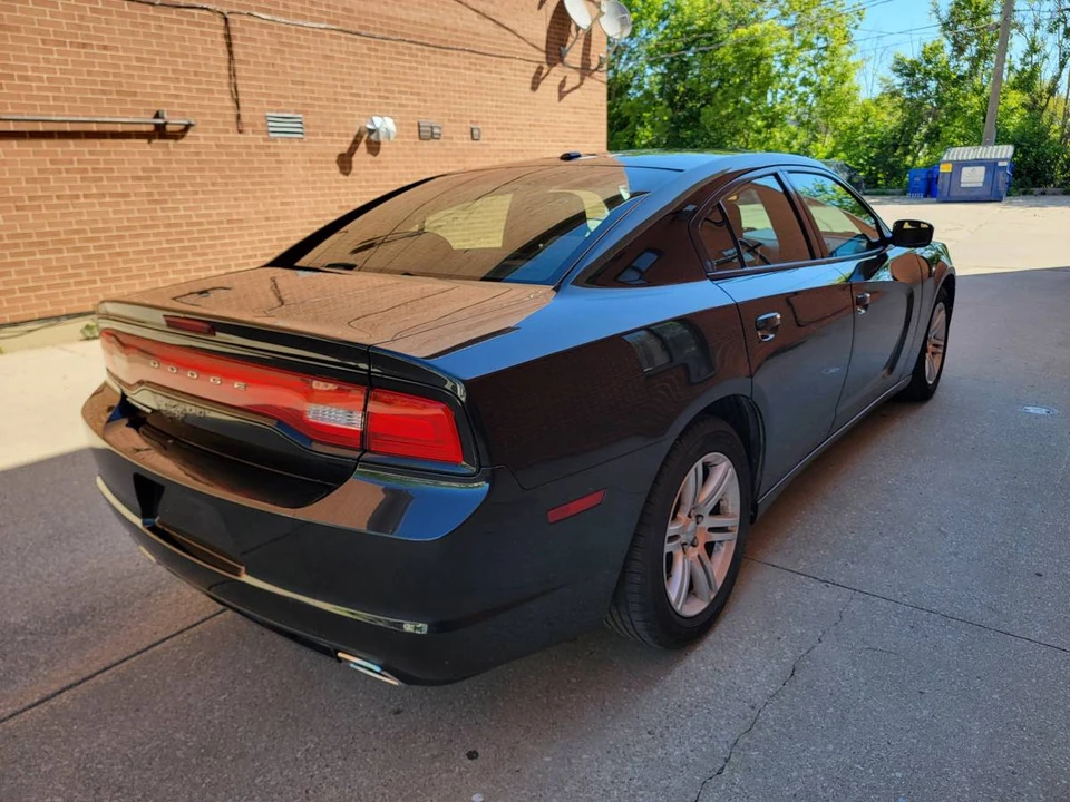 2011 Dodge Charger 7th Gen - Image 4 of 10