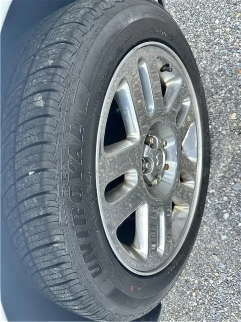 2011 Dodge Nitro - Image 13 of 21