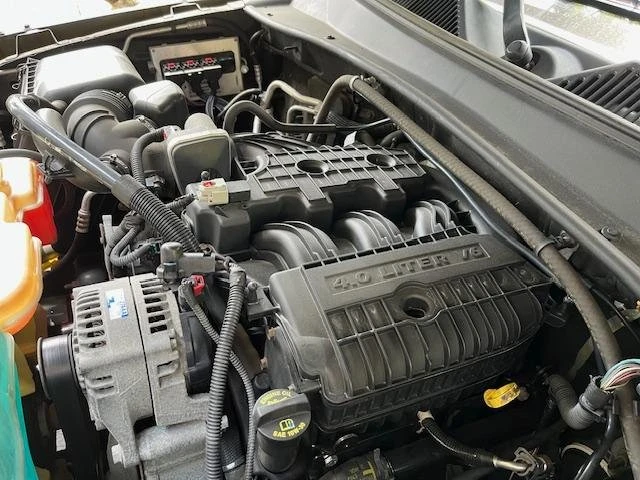 2011 Dodge Nitro - Image 6 of 10