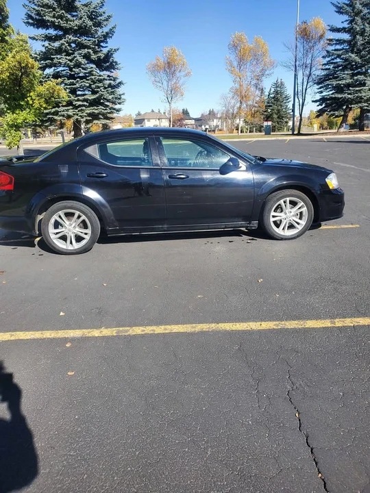 2011 Dodge Avenger Sedan - Image 3 of 9