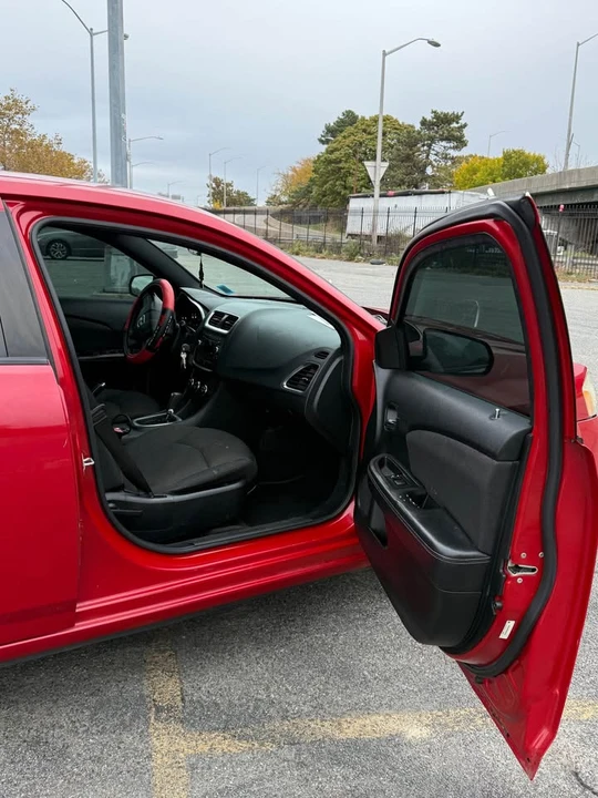 2011 Dodge Avenger Sedan - Image 3 of 7