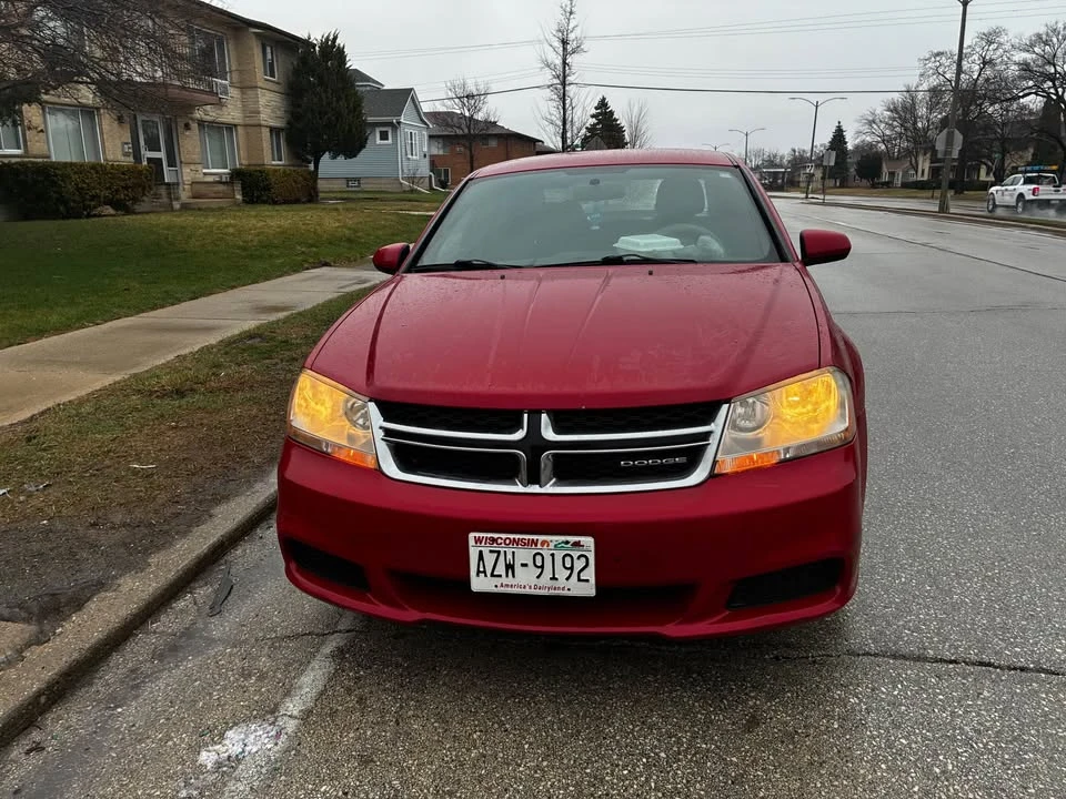2011 Dodge Avenger Sedan - Image 2 of 5
