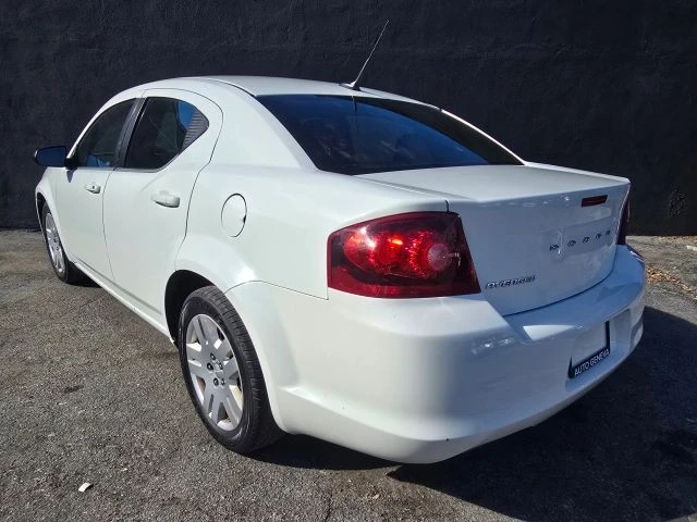 2011 Dodge Avenger Sedan - Image 7 of 21
