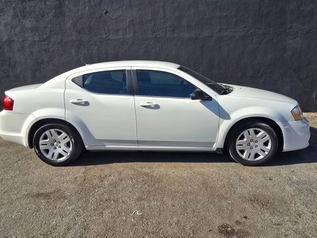 2011 Dodge Avenger Sedan - Image 4 of 21