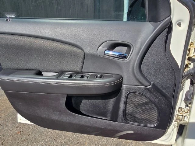 2011 Dodge Avenger Sedan - Image 17 of 21