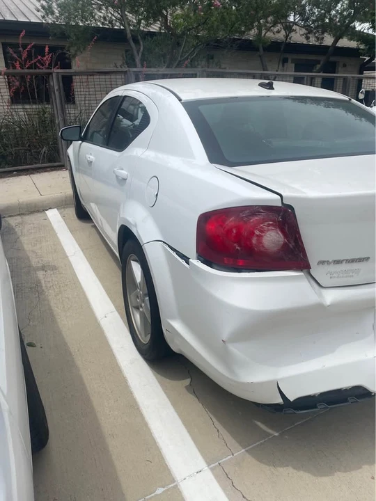 2011 Dodge Avenger Sedan - Image 5 of 6