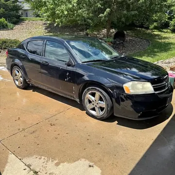 2011 Dodge Avenger LUX