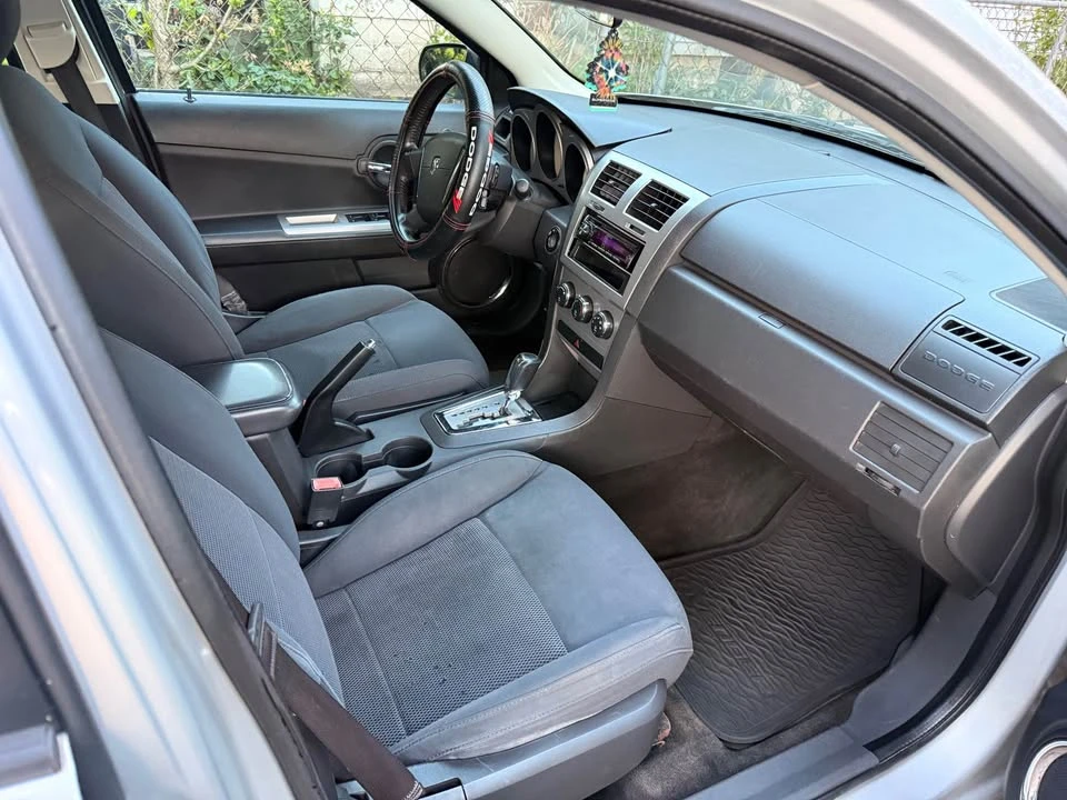 2011 Dodge Avenger Sedan - Image 9 of 11