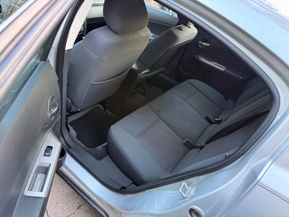 2011 Dodge Avenger Sedan - Image 11 of 11