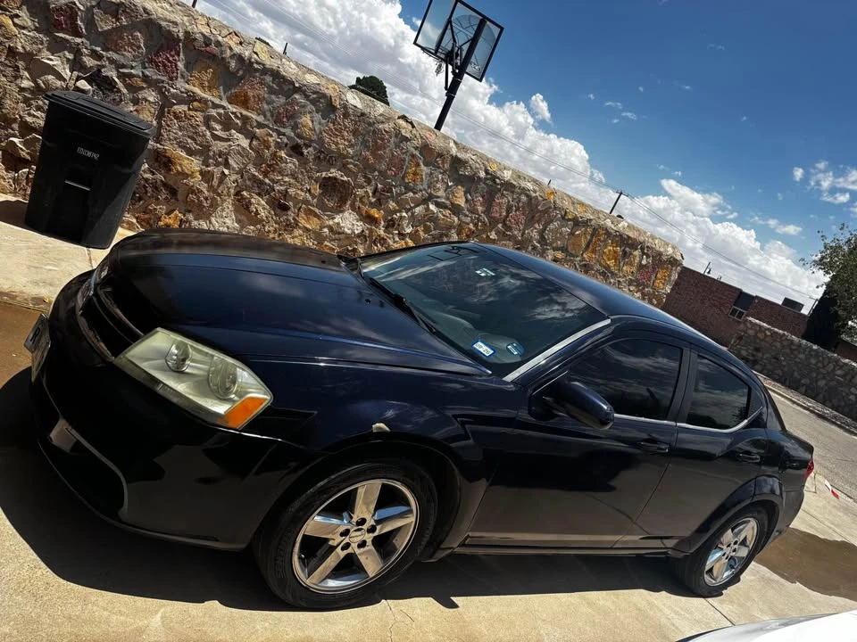 2011 Dodge Avenger Sedan - Image 2 of 6