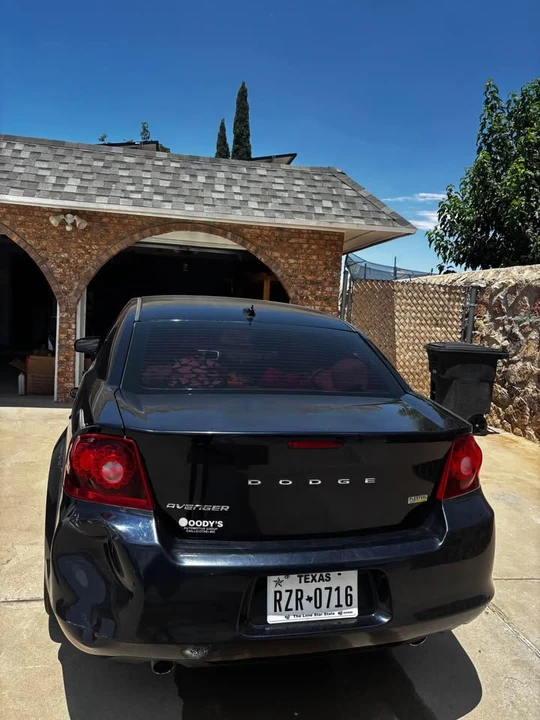 2011 Dodge Avenger Sedan - Image 4 of 6