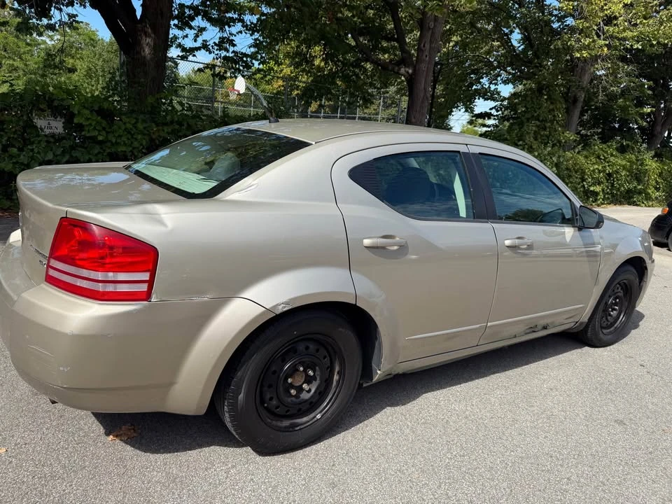 2011 Dodge Avenger Sedan - Image 7 of 18