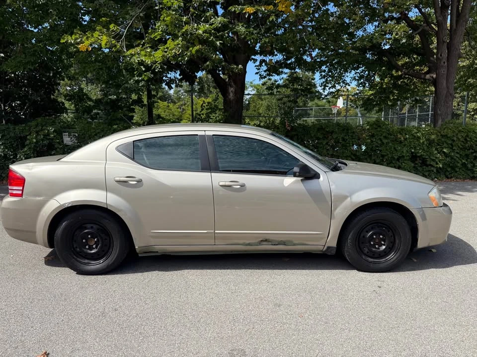 2011 Dodge Avenger Sedan - Image 8 of 18