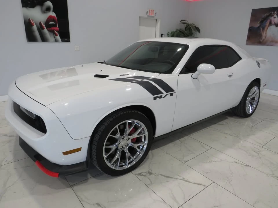 2011 Dodge Challenger 3rd Gen - Image 7 of 18