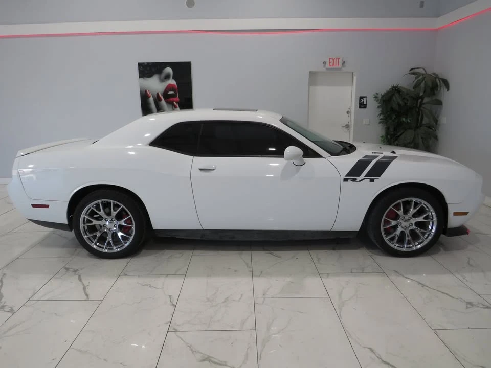 2011 Dodge Challenger 3rd Gen - Image 2 of 18
