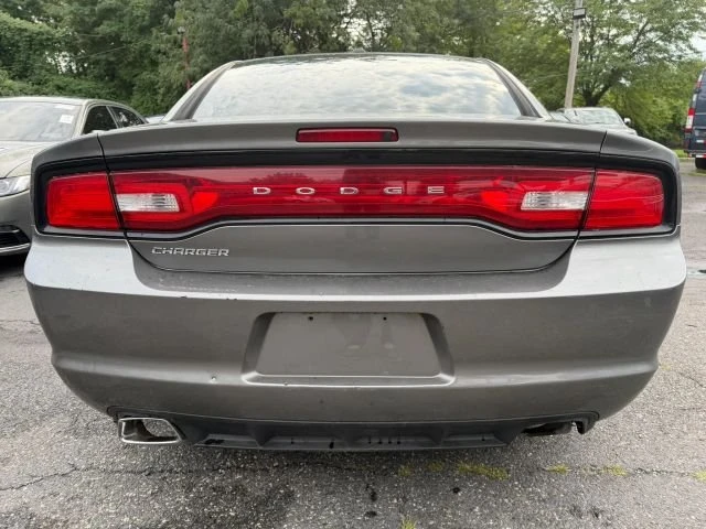2011 Dodge Charger 7th Gen - Image 5 of 15