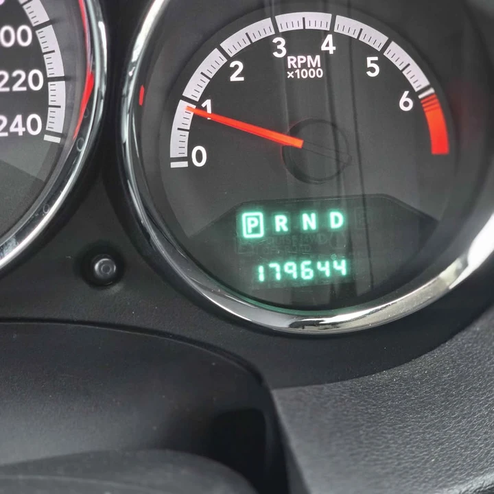 2011 Dodge Caliber - Image 9 of 12