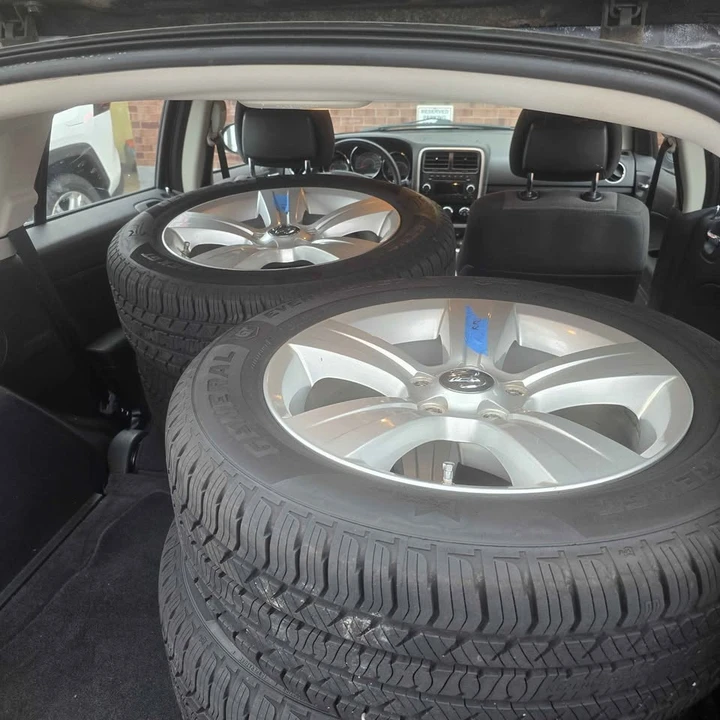 2011 Dodge Caliber - Image 12 of 12