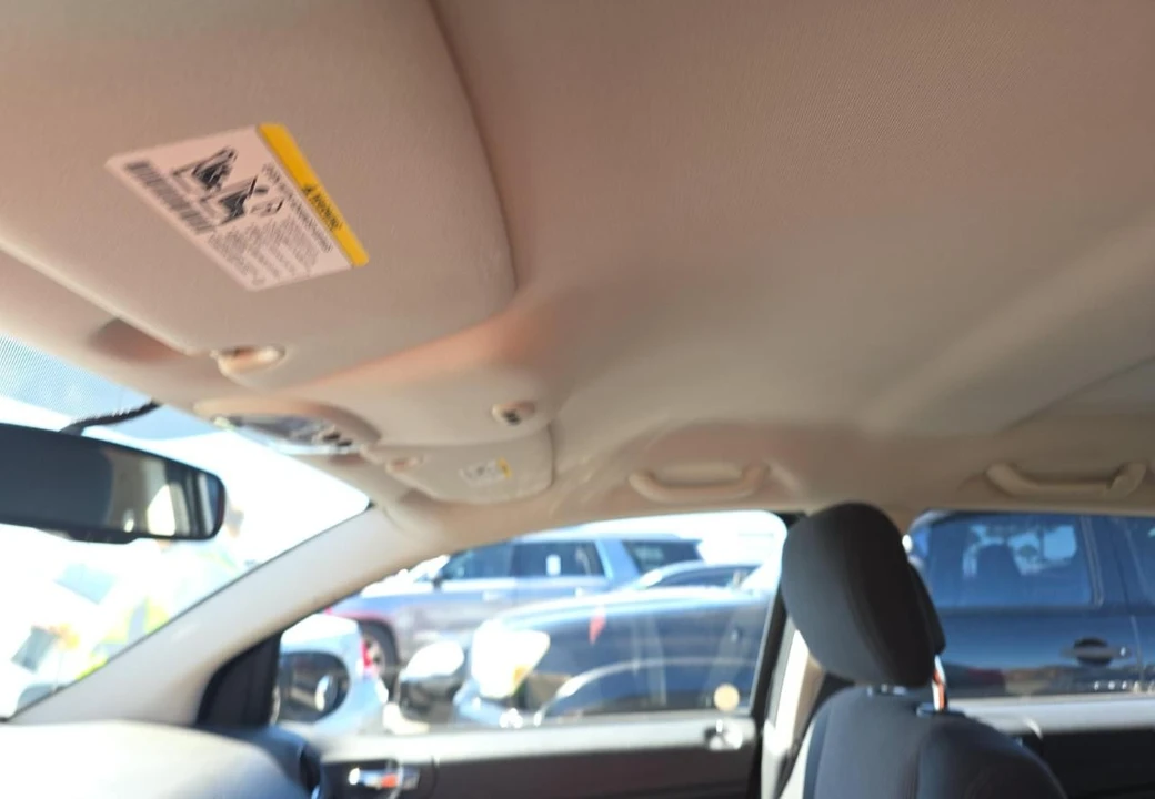2011 Dodge Caliber - Image 16 of 17
