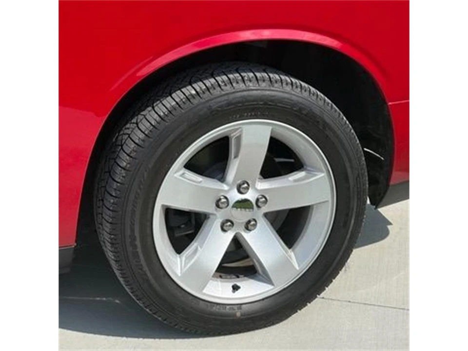 2011 Dodge Challenger 3rd Gen - Image 10 of 31