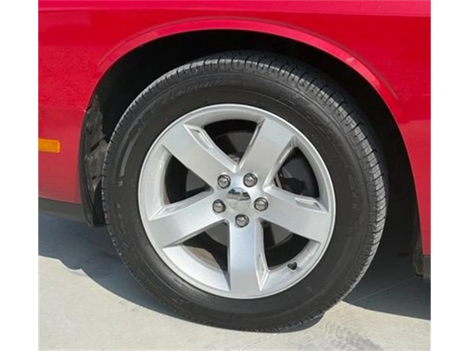 2011 Dodge Challenger 3rd Gen - Image 11 of 31