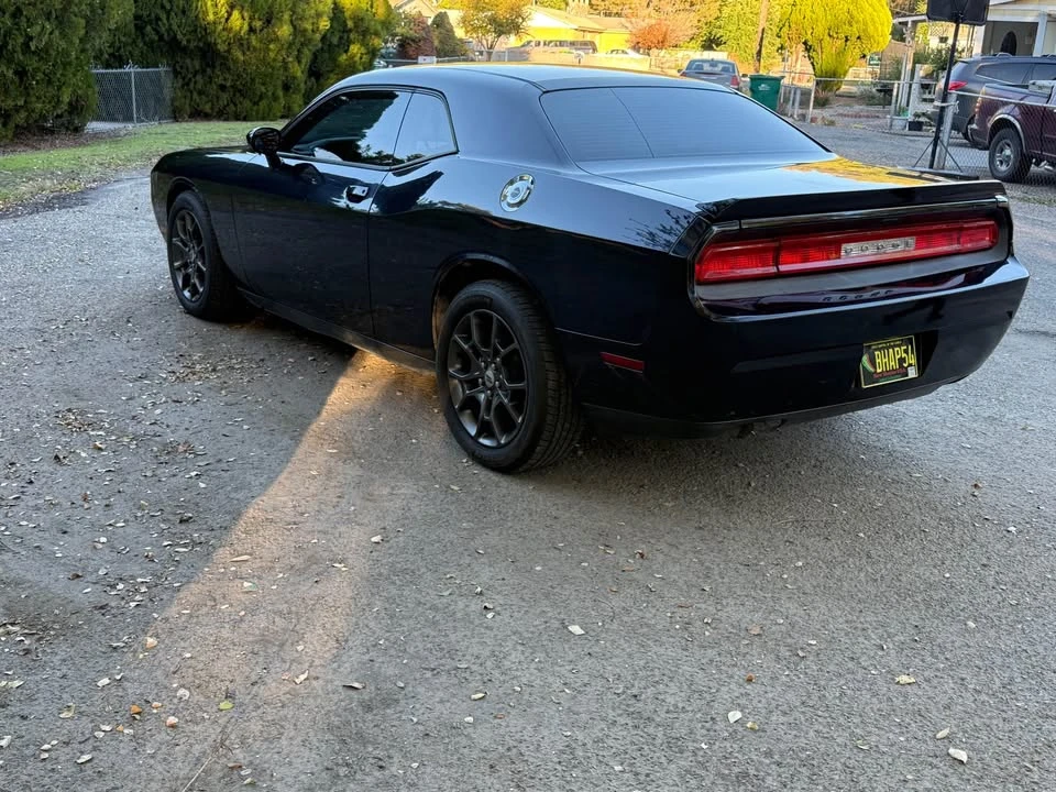 2011 Dodge Challenger 3rd Gen - Image 3 of 7