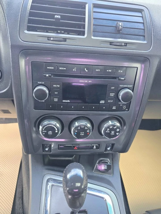 2011 Dodge Challenger 3rd Gen - Image 14 of 20