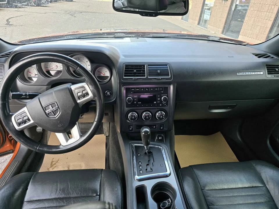 2011 Dodge Challenger 3rd Gen - Image 10 of 20