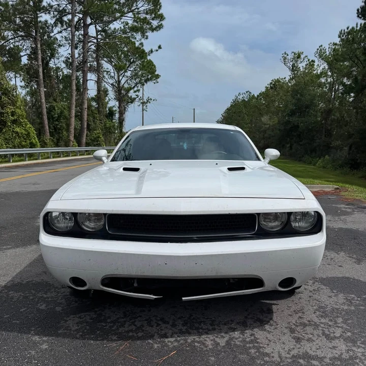 2011 Dodge Challenger 3rd Gen - Image 14 of 16