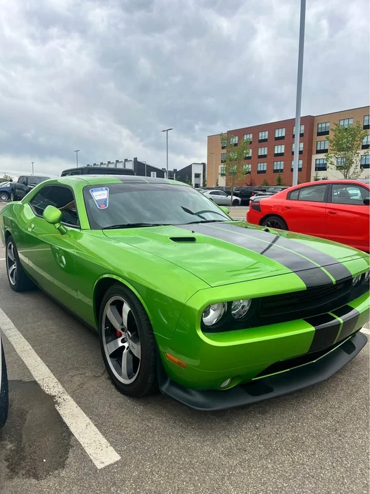 2011 Dodge Challenger 3rd Gen - Image 2 of 10