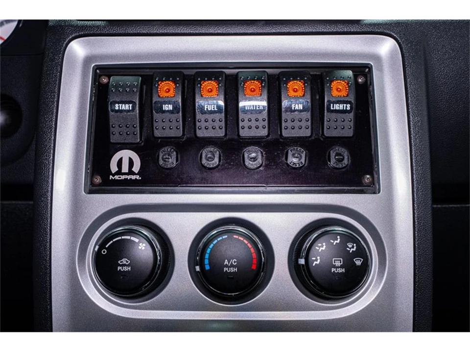 2011 Dodge Challenger 3rd Gen - Image 21 of 31