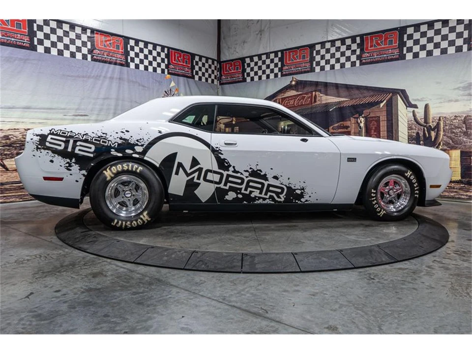2011 Dodge Challenger 3rd Gen - Image 5 of 31