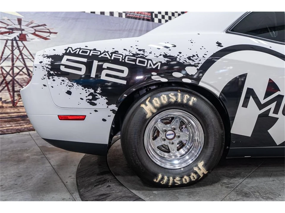 2011 Dodge Challenger 3rd Gen - Image 10 of 31