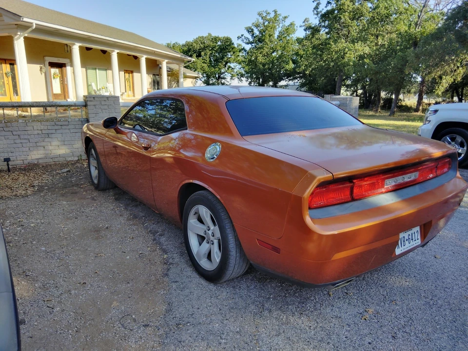 2011 Dodge Challenger 3rd Gen - Image 2 of 5