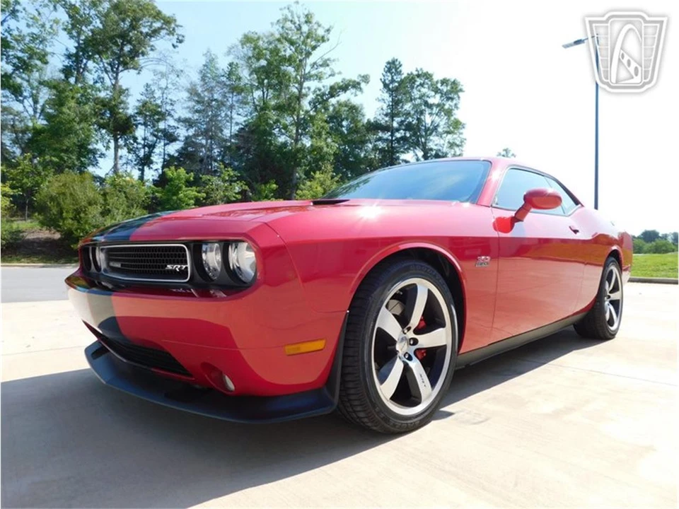 2011 Dodge Challenger 3rd Gen - Image 6 of 31