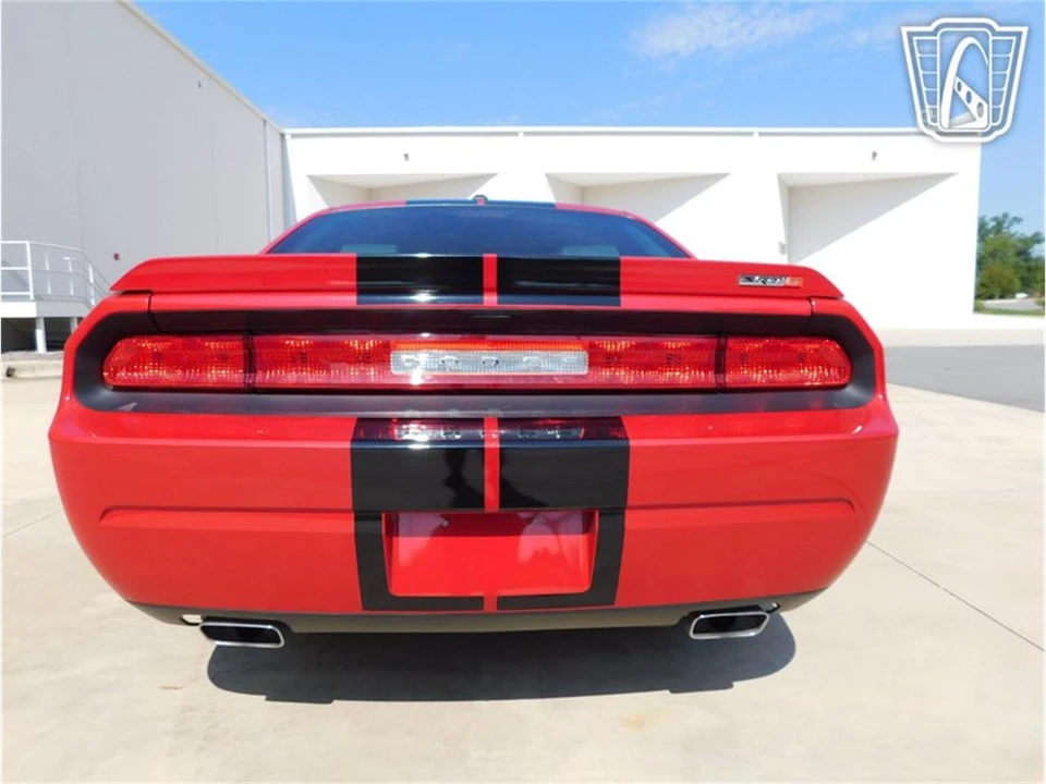 2011 Dodge Challenger 3rd Gen - Image 22 of 31